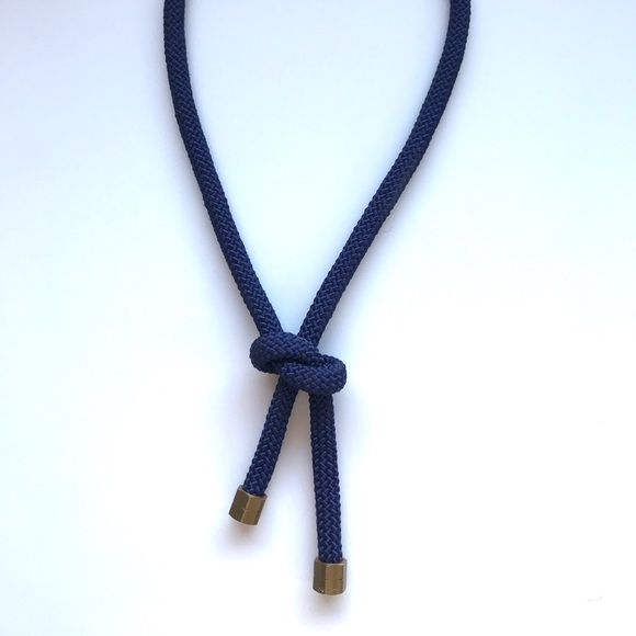 Burgundy long rope necklace multiple ways to wear - Picture 7 of 7